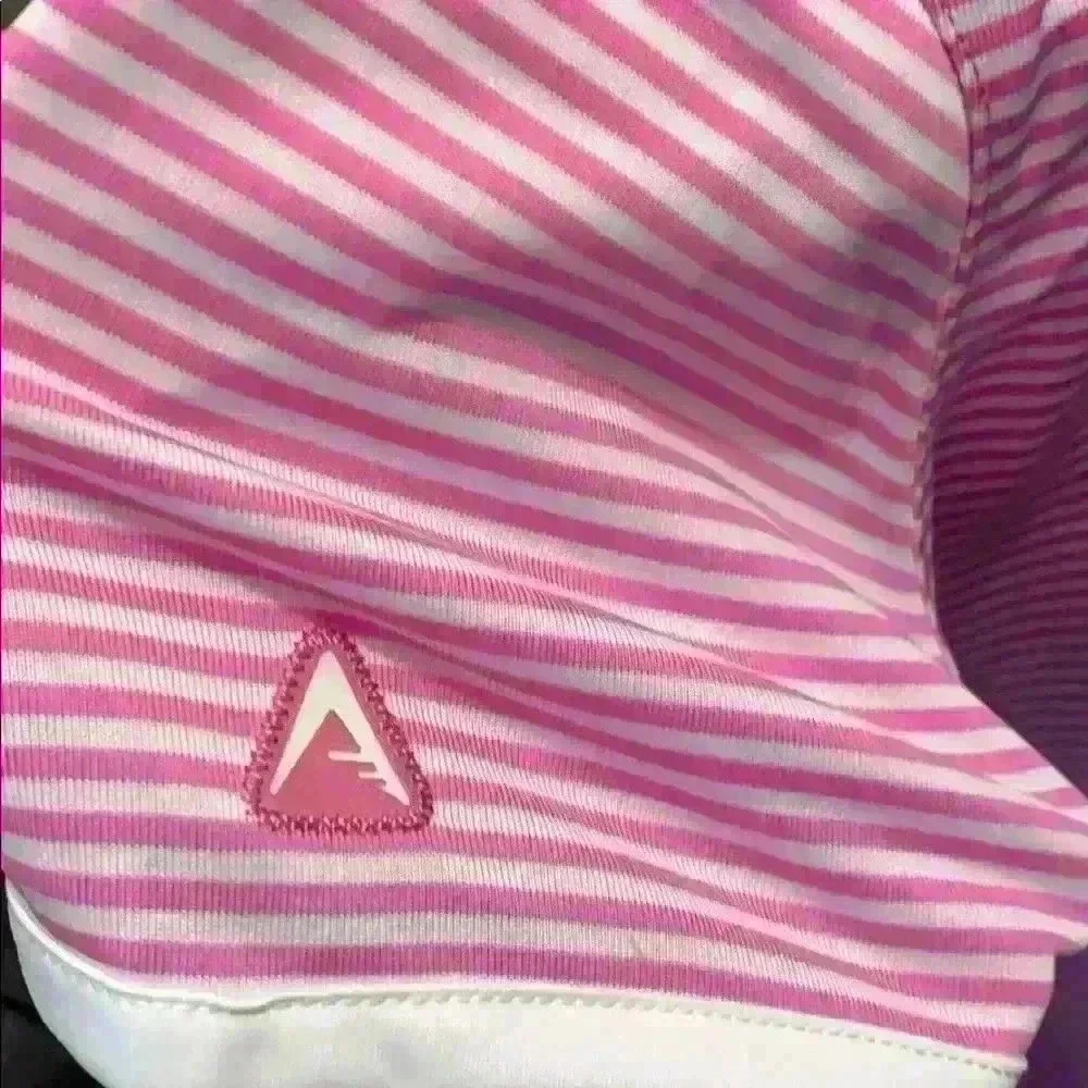 🏌🏼‍♀️NWT Desert Dry golf shirt ⛳️ small - Picture 6 of 7